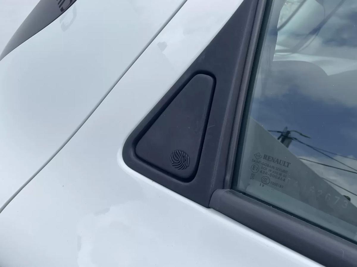 renault-zoe-2020-eletrico-200cc