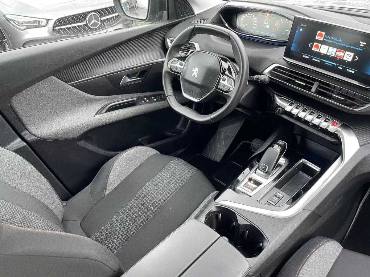 peugeot-3008-2022-gasolina-1199cc