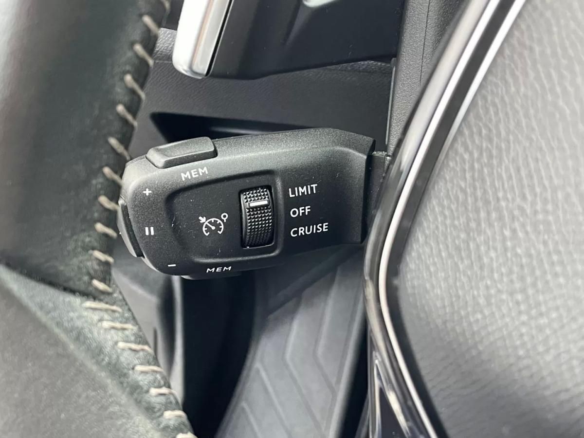 peugeot-3008-2022-gasolina-1199cc