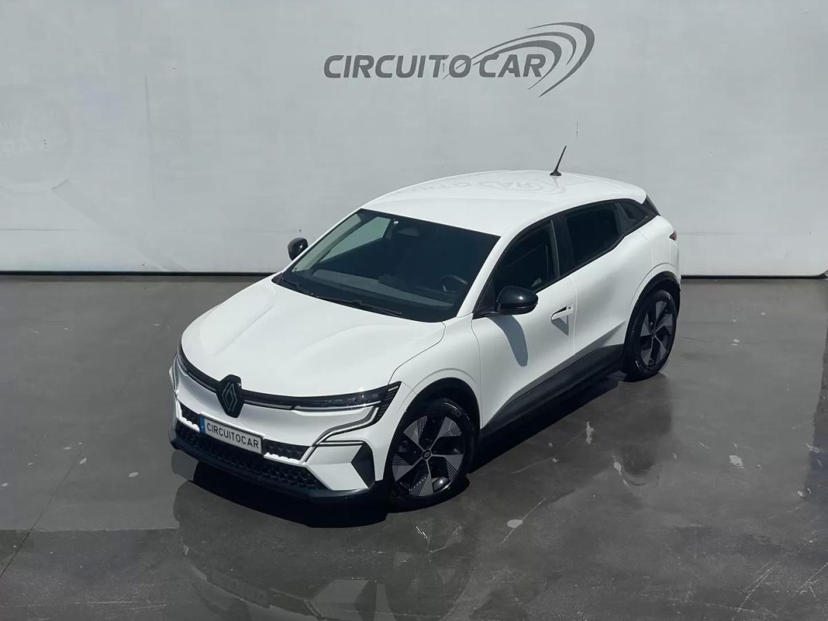 renault-megane-e-tech-2022-eletrico-200cc