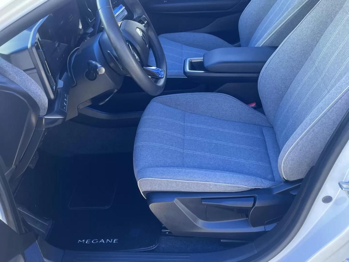 renault-megane-e-tech-2022-eletrico-200cc