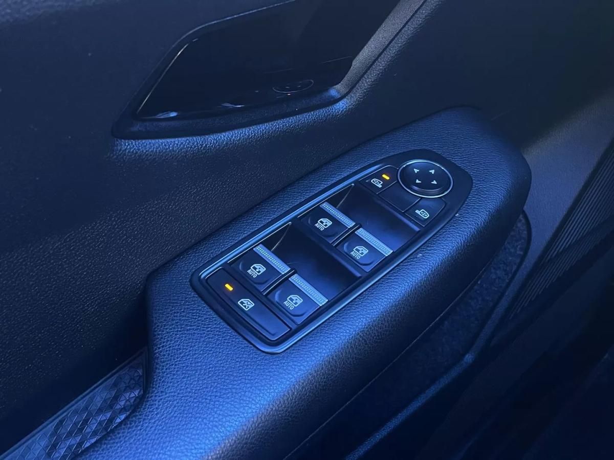 renault-megane-e-tech-2022-eletrico-200cc