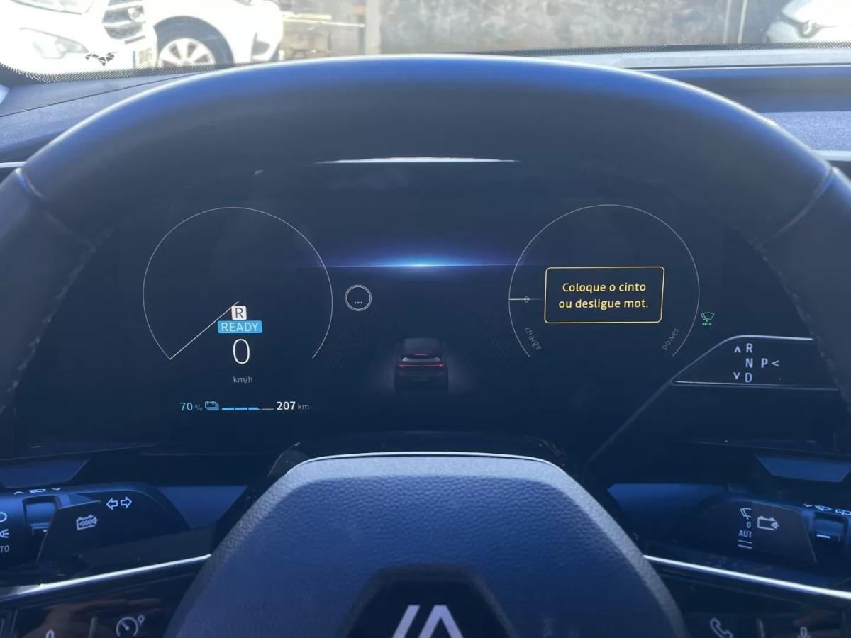 renault-megane-e-tech-2022-eletrico-200cc