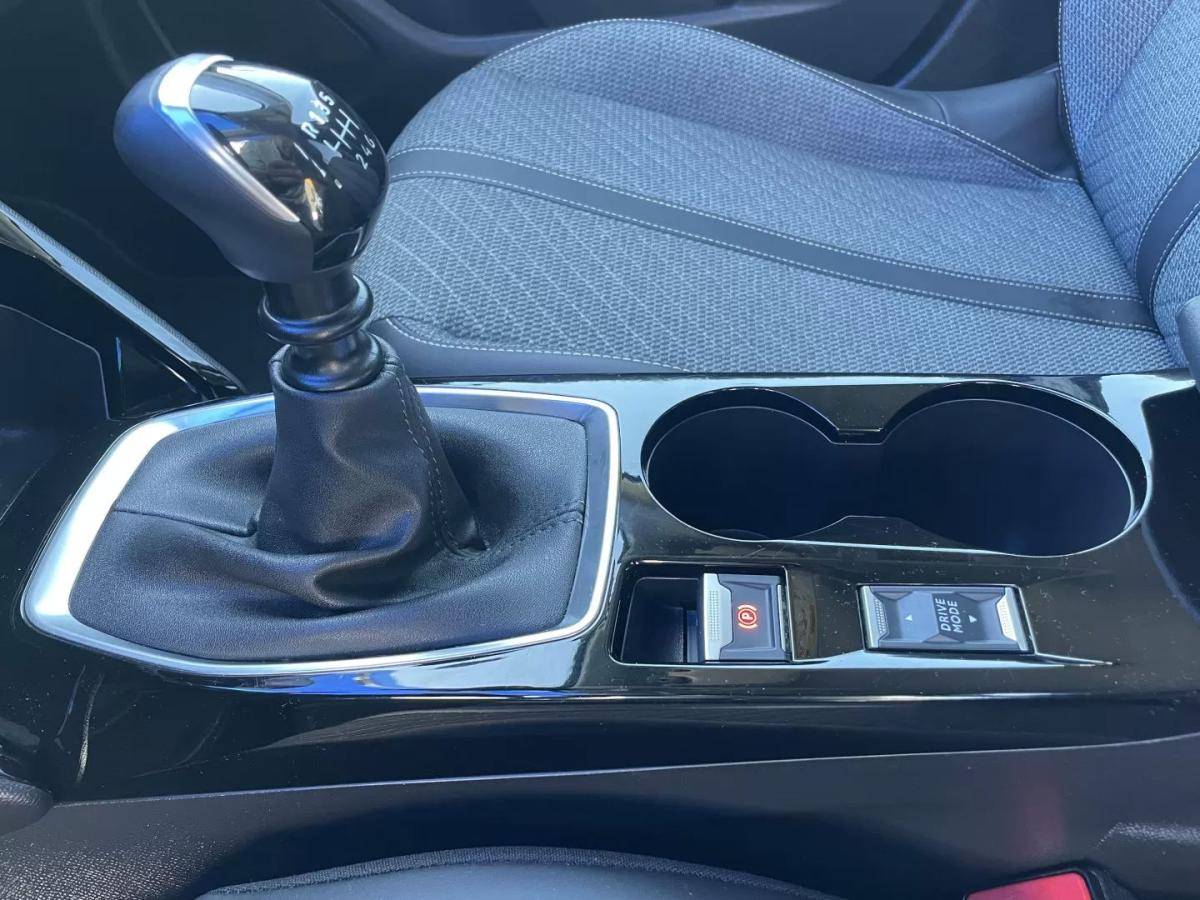 peugeot-208-2025-gasolina-1199cc
