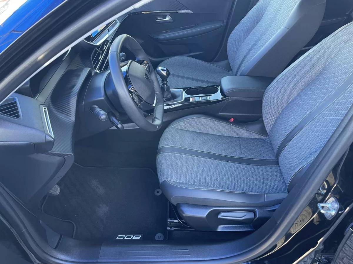peugeot-208-2025-gasolina-1199cc