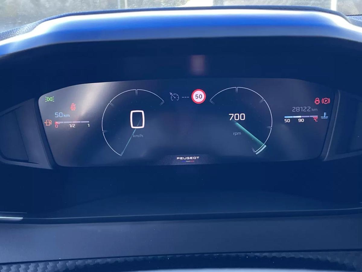 peugeot-208-2025-gasolina-1199cc