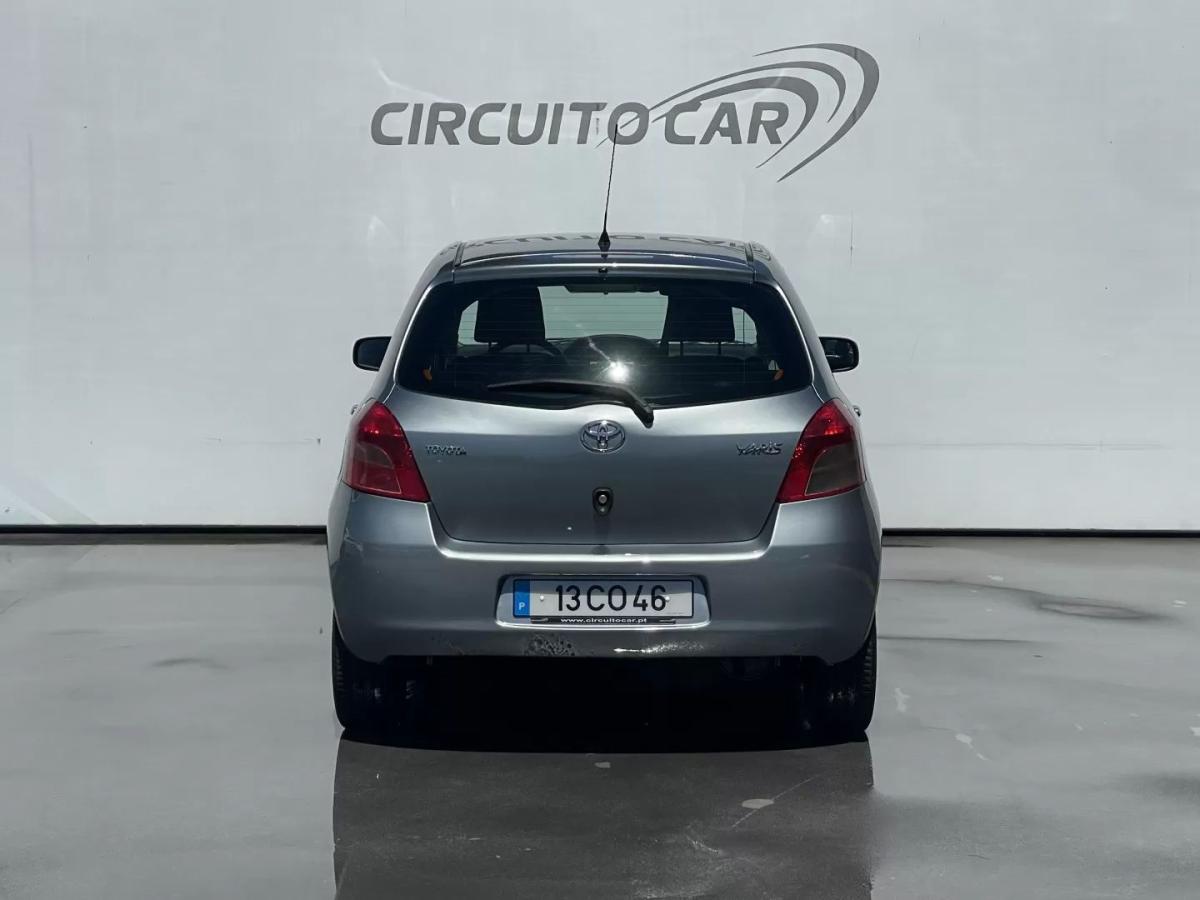 toyota-yaris-2006-gasolina-998cc