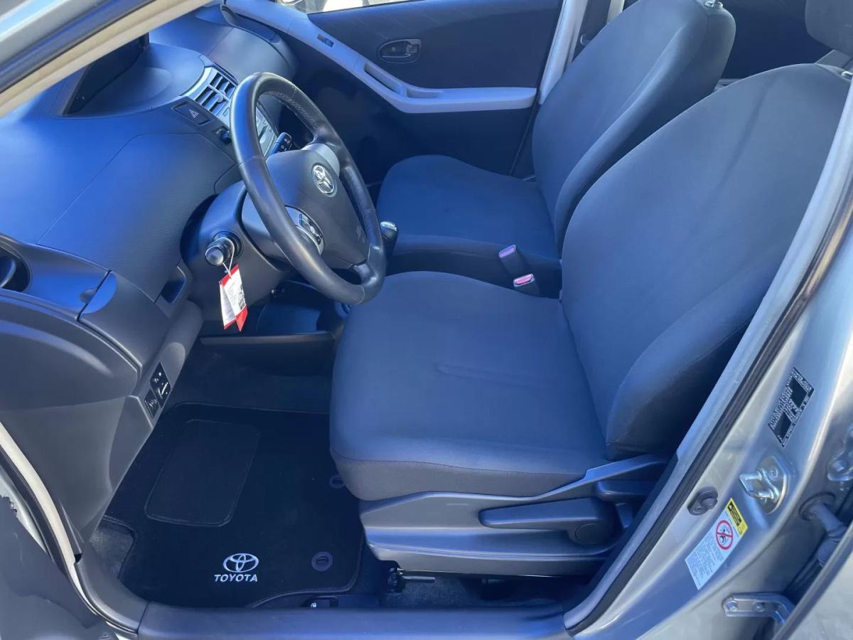 toyota-yaris-2006-gasolina-998cc