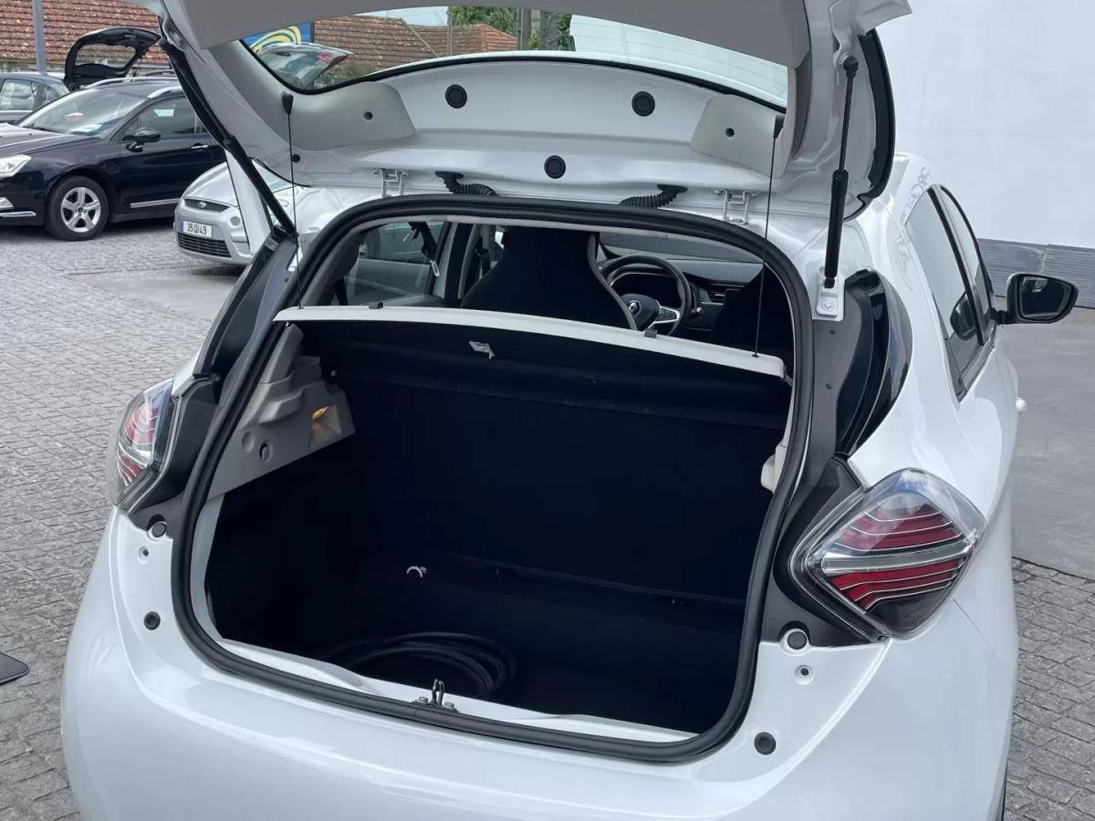 renault-zoe-2020-eletrico-200cc