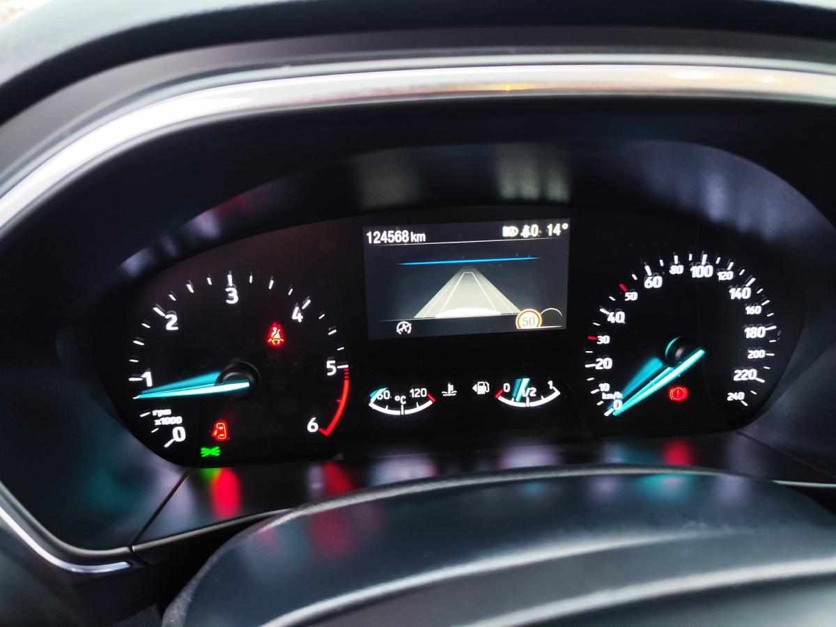 ford-focus-1-5-ecoblue-2021-diesel-1499cc