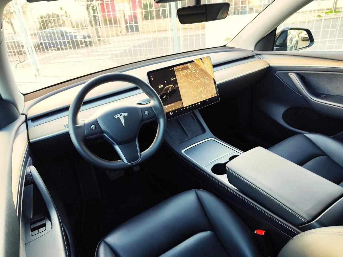 tesla-model-y-long-range-awd-2021-eletrico