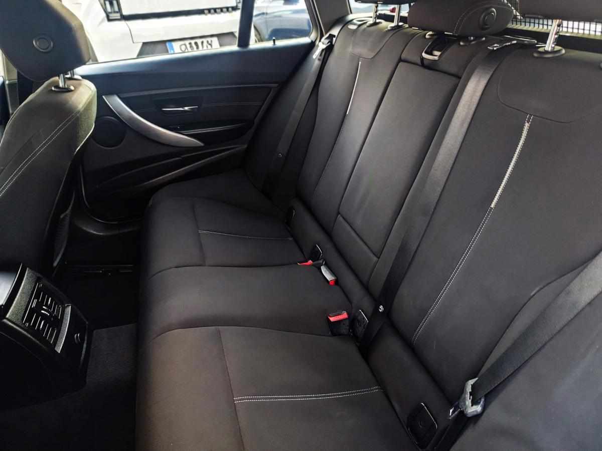 bmw-serie-3-318d-xdrive-2015-diesel-1995cc