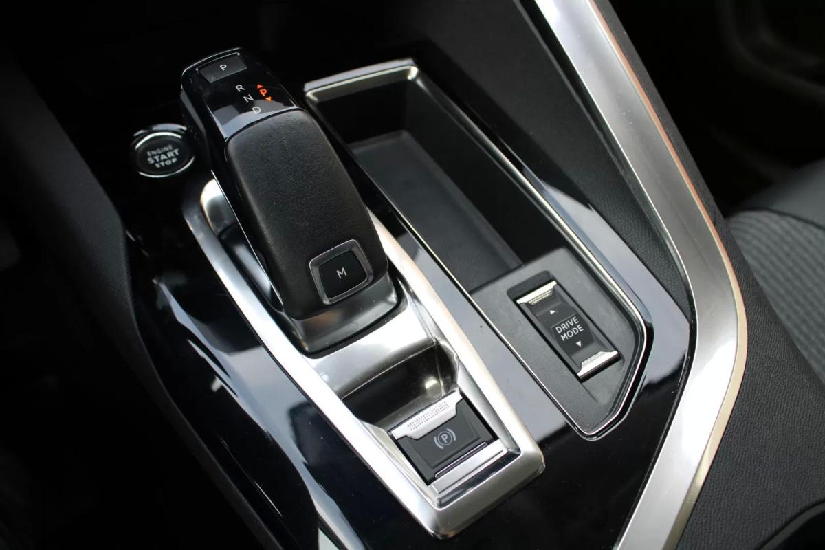 peugeot-3008-2021-diesel-1499cc