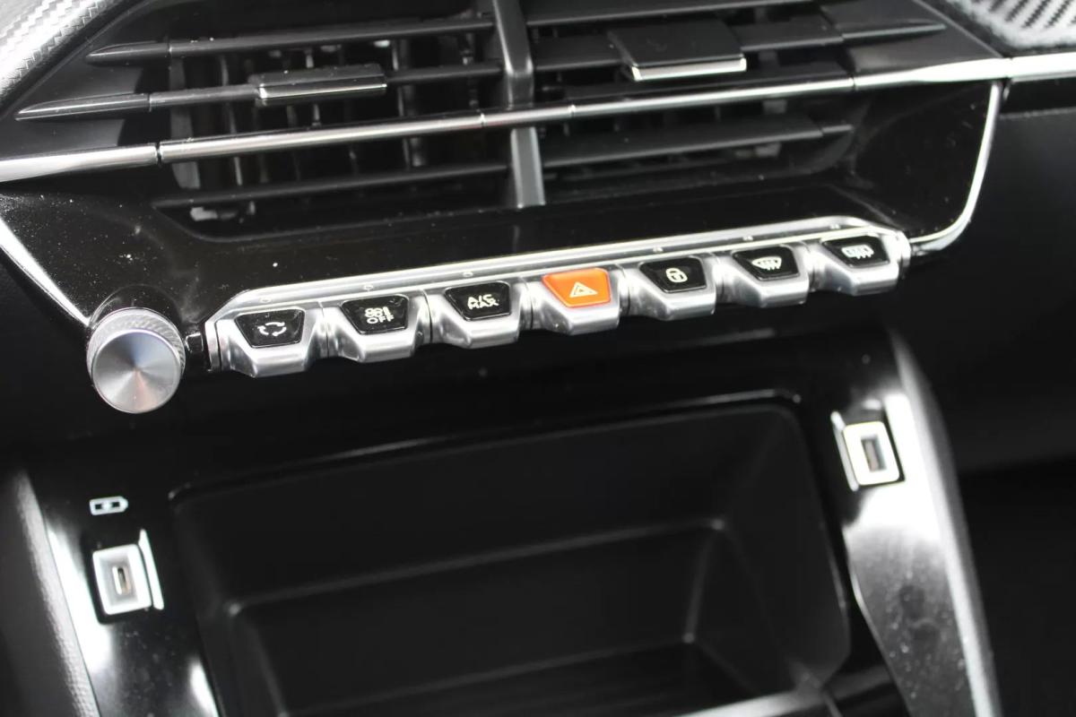 peugeot-208-2021-diesel-1499cc