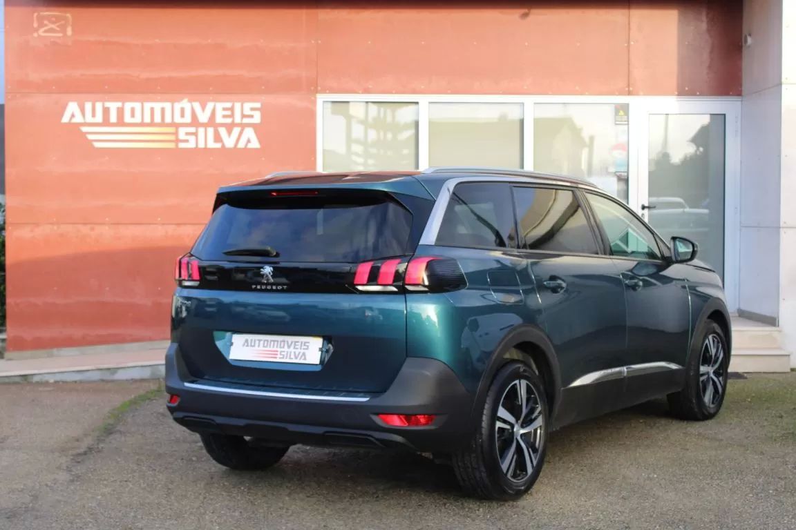 peugeot-5008-2018-diesel-1499cc