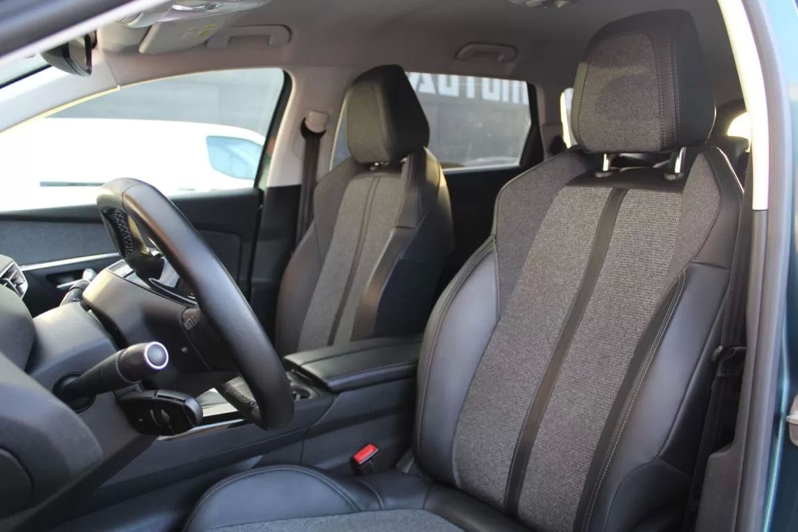 peugeot-5008-2018-diesel-1499cc