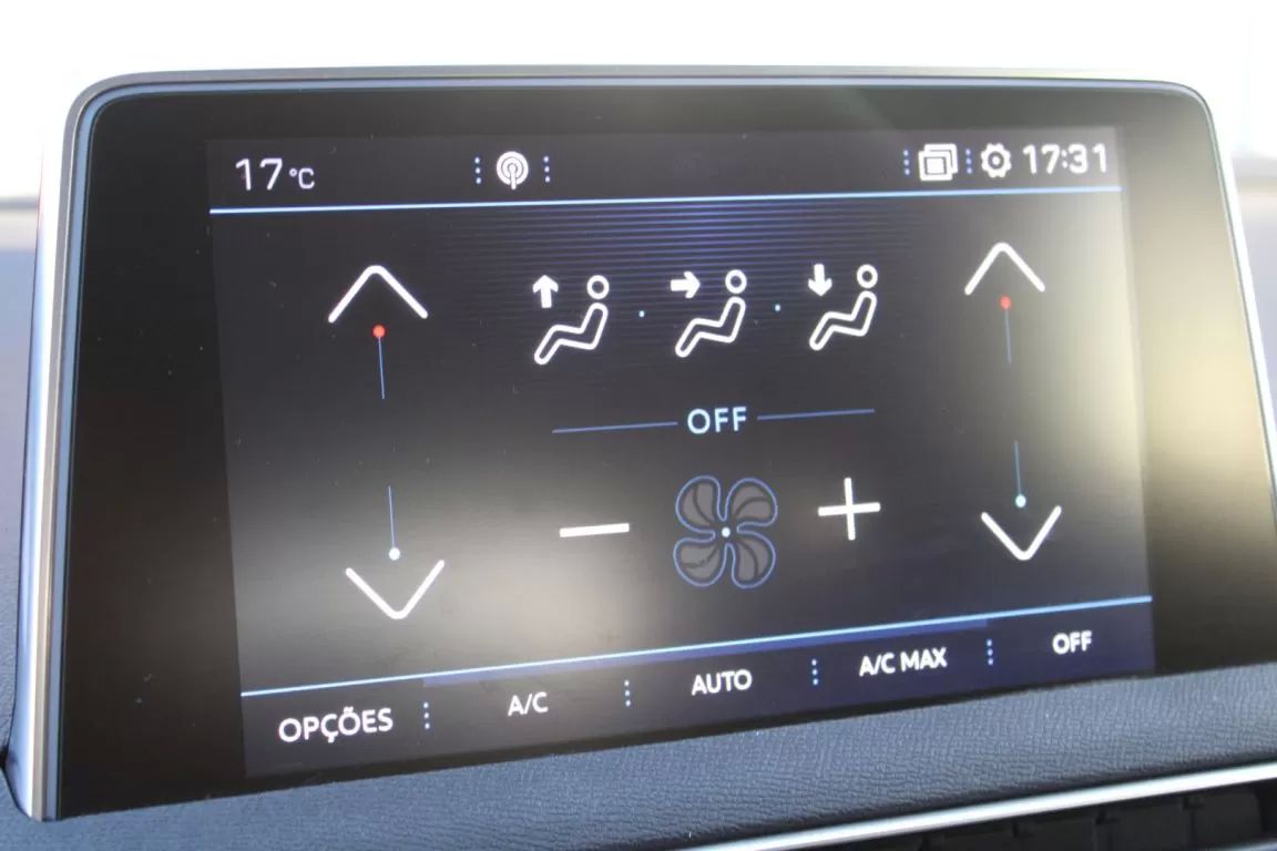 peugeot-5008-2018-diesel-1499cc