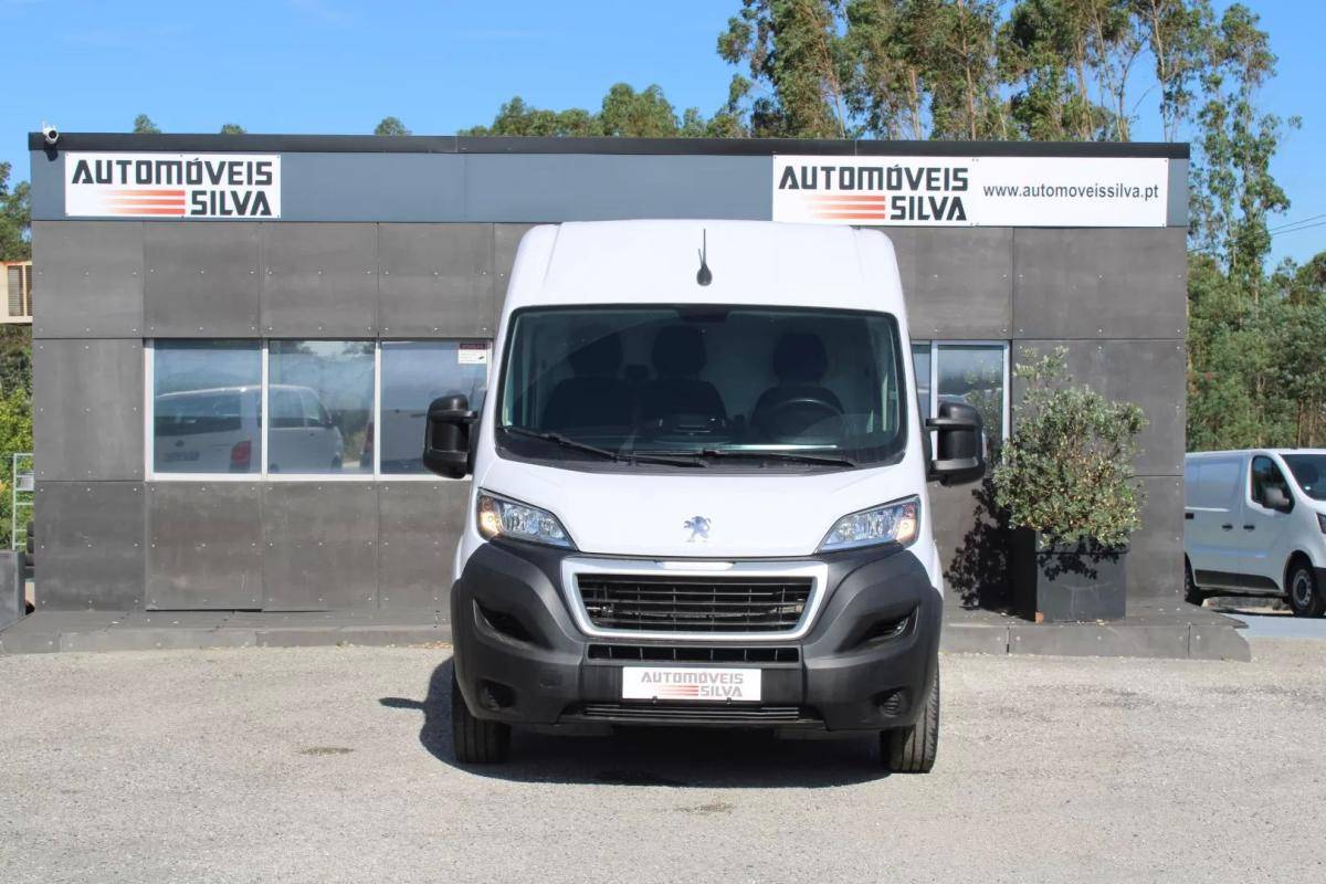peugeot-boxer-2022-diesel-2179cc