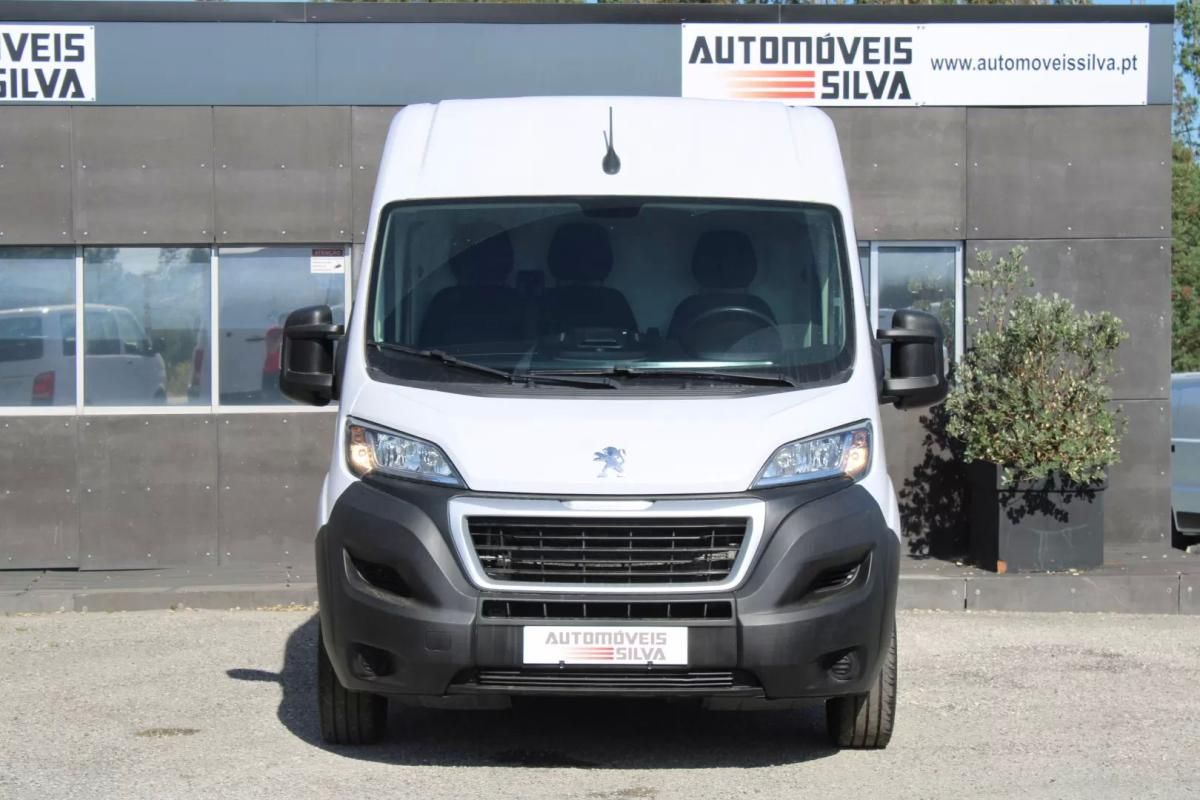peugeot-boxer-2022-diesel-2179cc