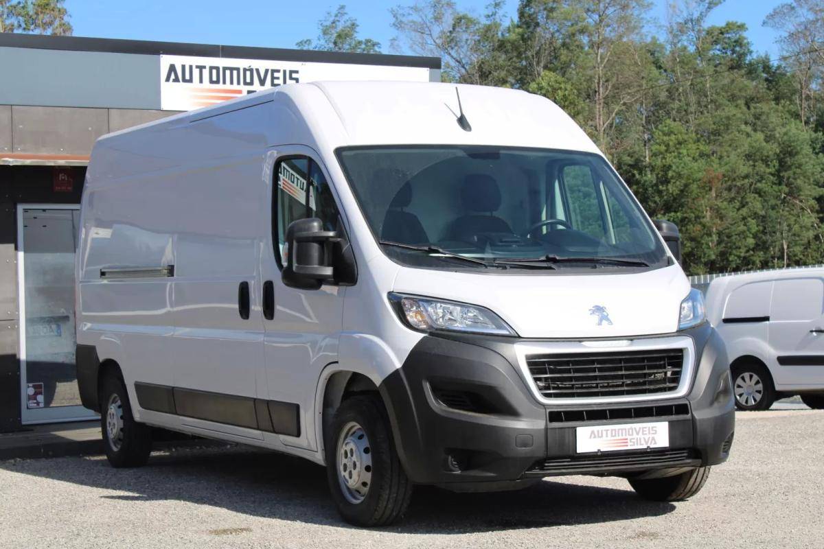 peugeot-boxer-2022-diesel-2179cc
