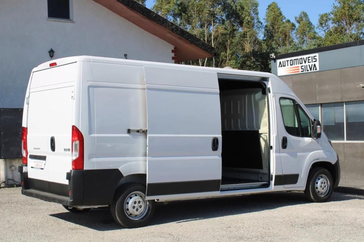 peugeot-boxer-2022-diesel-2179cc