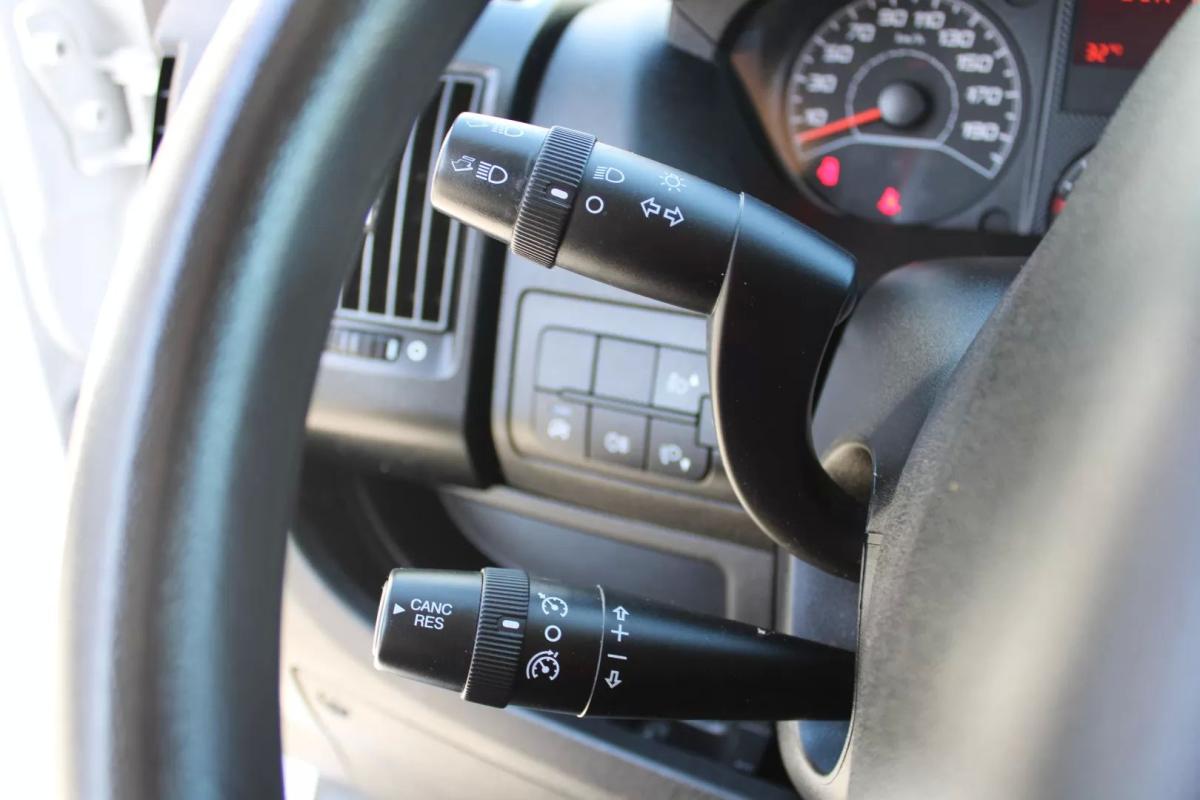 peugeot-boxer-2022-diesel-2179cc