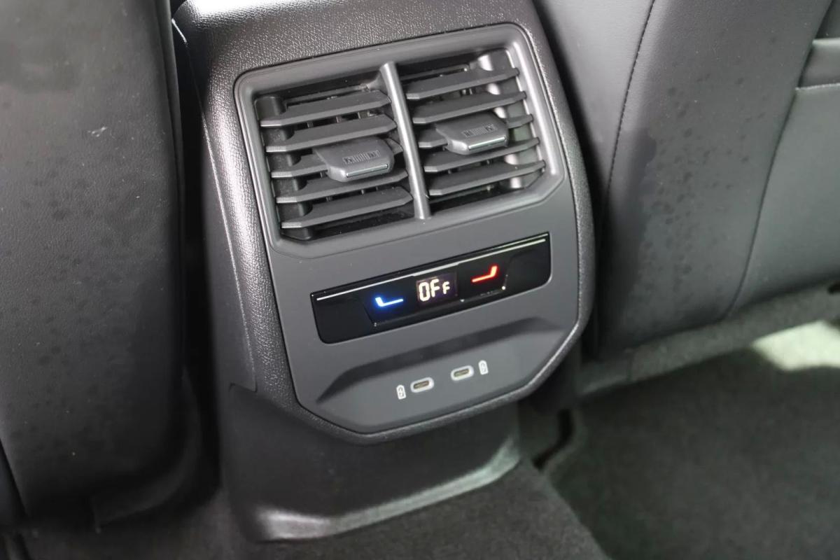 seat-leon-st-2022-diesel-1968cc