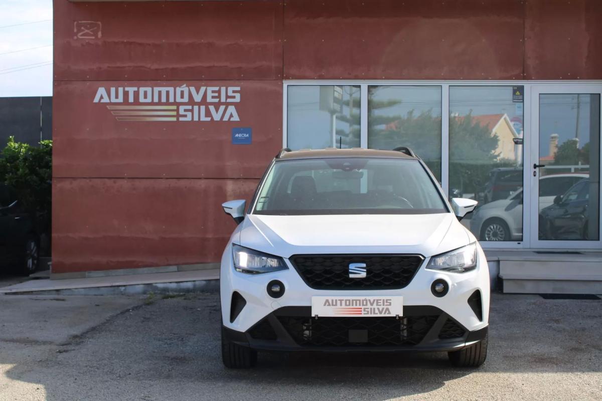 seat-arona-2023-gasolina-999cc