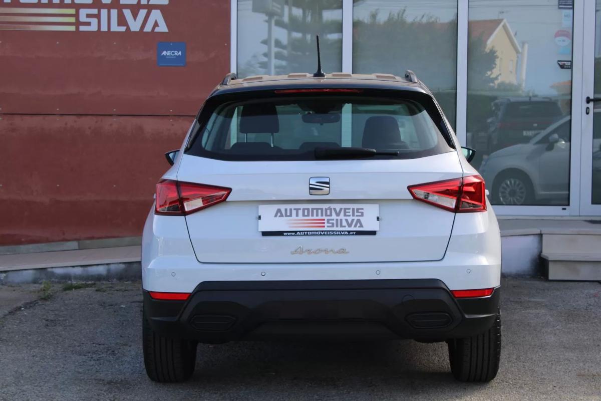 seat-arona-2023-gasolina-999cc
