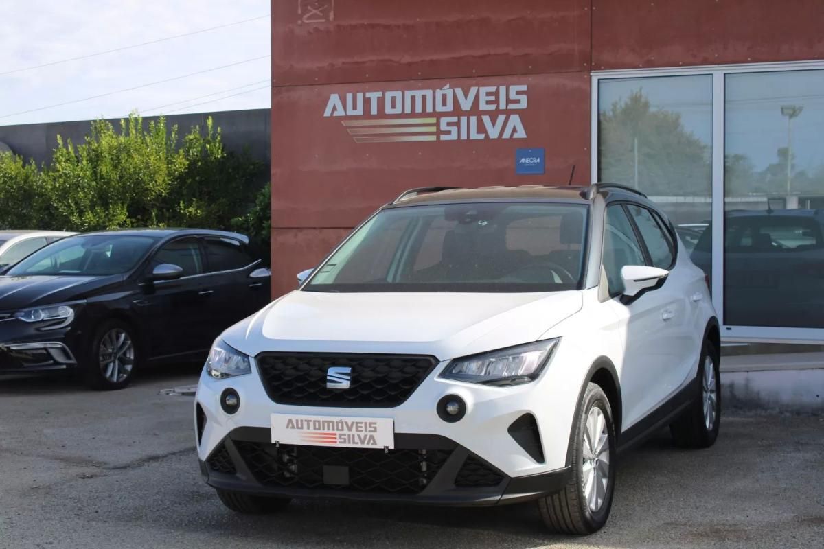 seat-arona-2023-gasolina-999cc