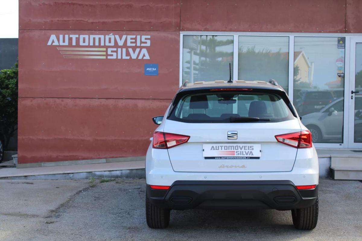 seat-arona-2023-gasolina-999cc