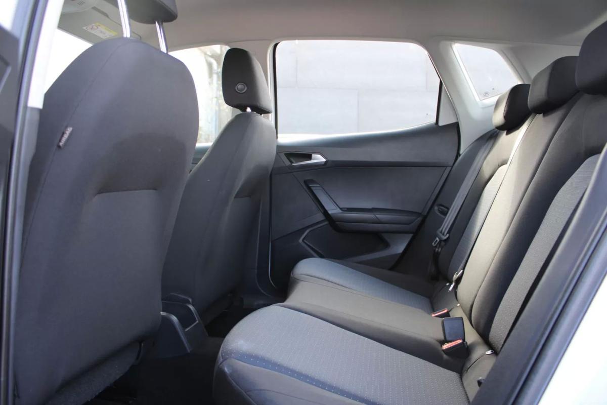 seat-arona-2023-gasolina-999cc