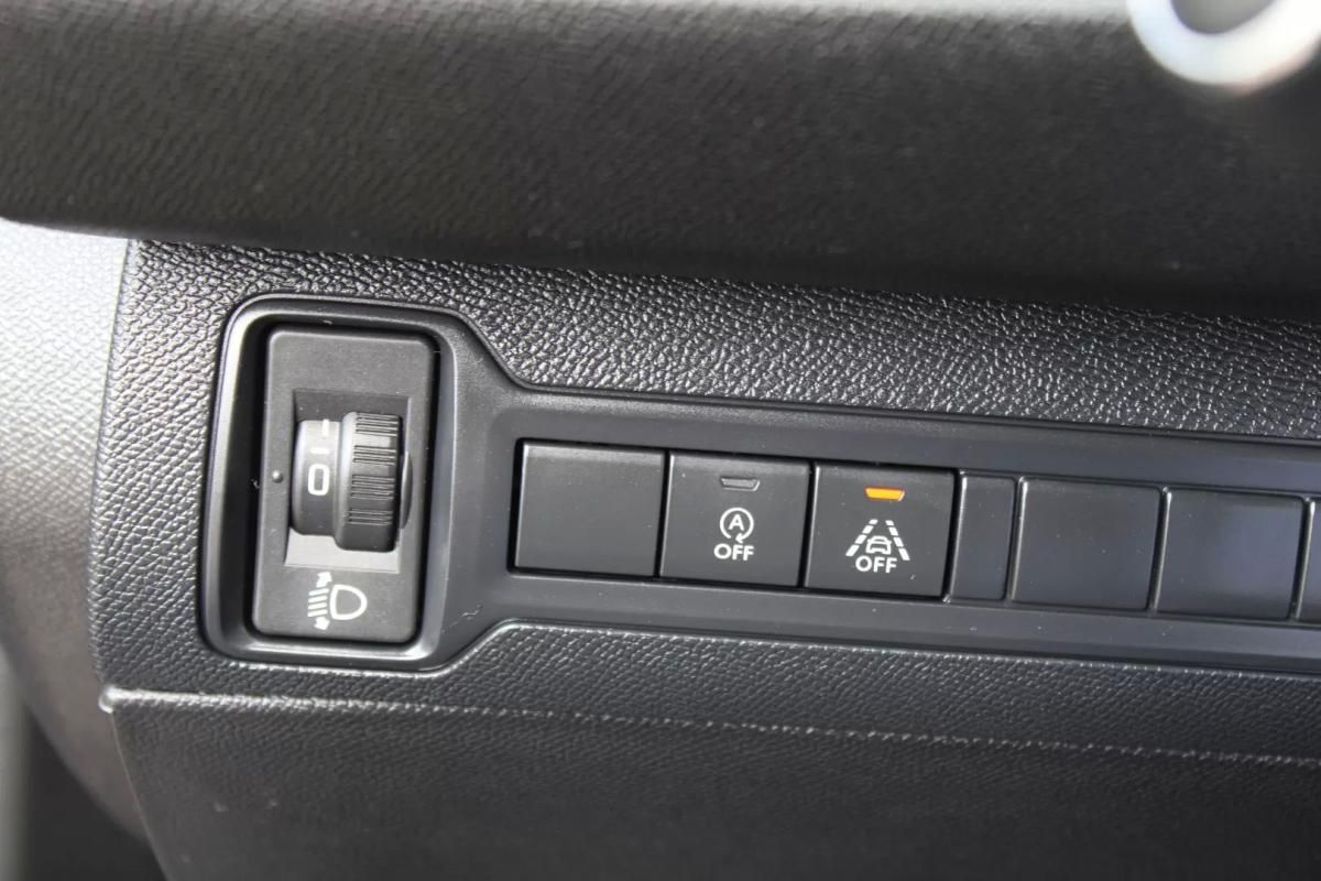 peugeot-308-sw-2020-diesel-1499cc