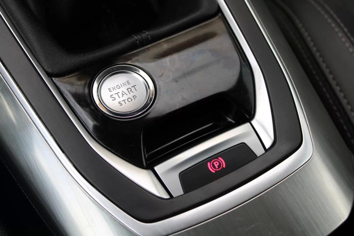 peugeot-308-sw-2020-diesel-1499cc