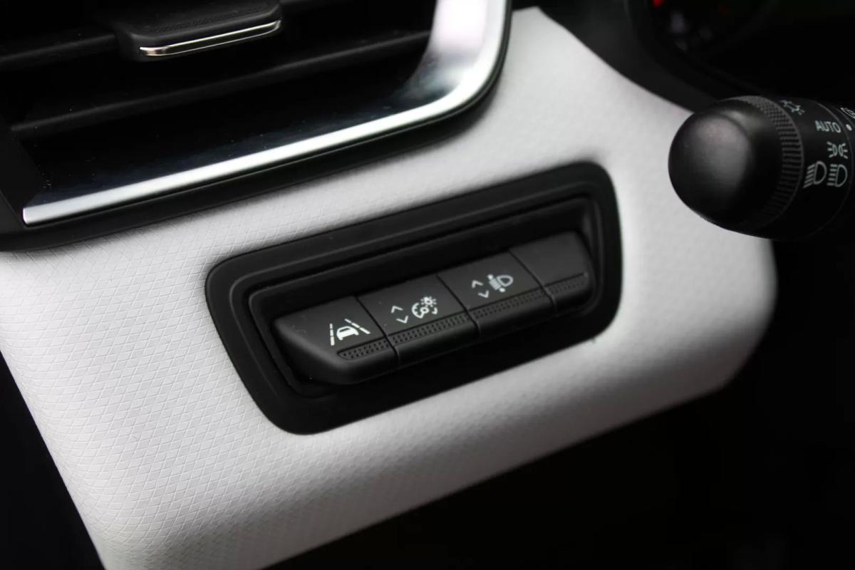 renault-clio-2023-diesel-1461cc