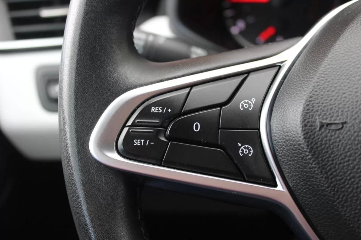 renault-clio-2023-diesel-1461cc