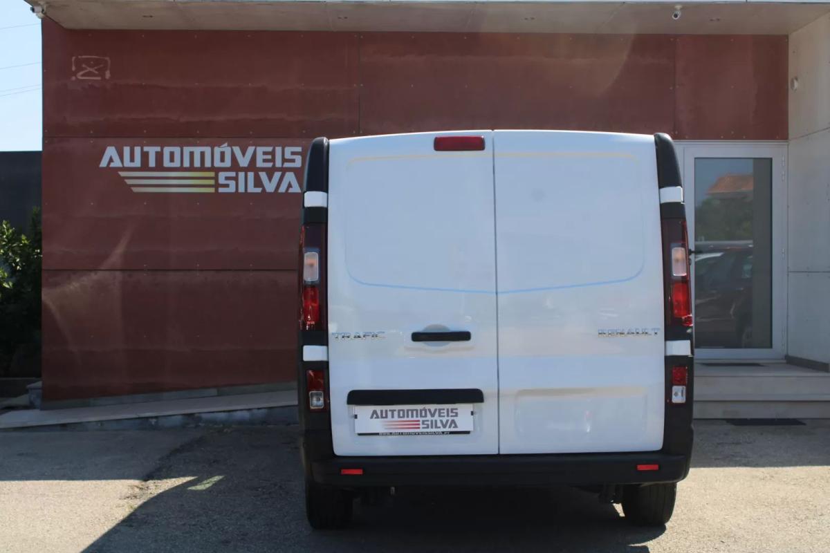 renault-trafic-2022-diesel-1997cc
