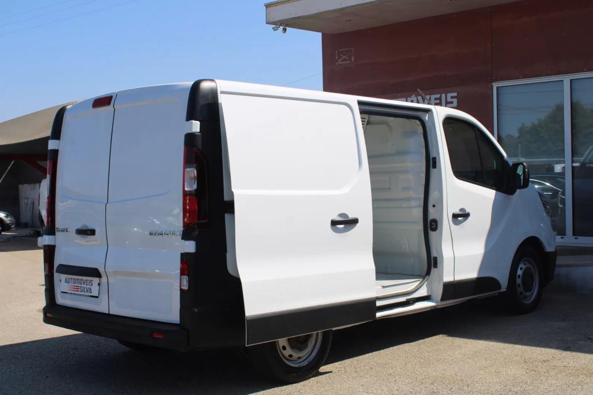 renault-trafic-2022-diesel-1997cc