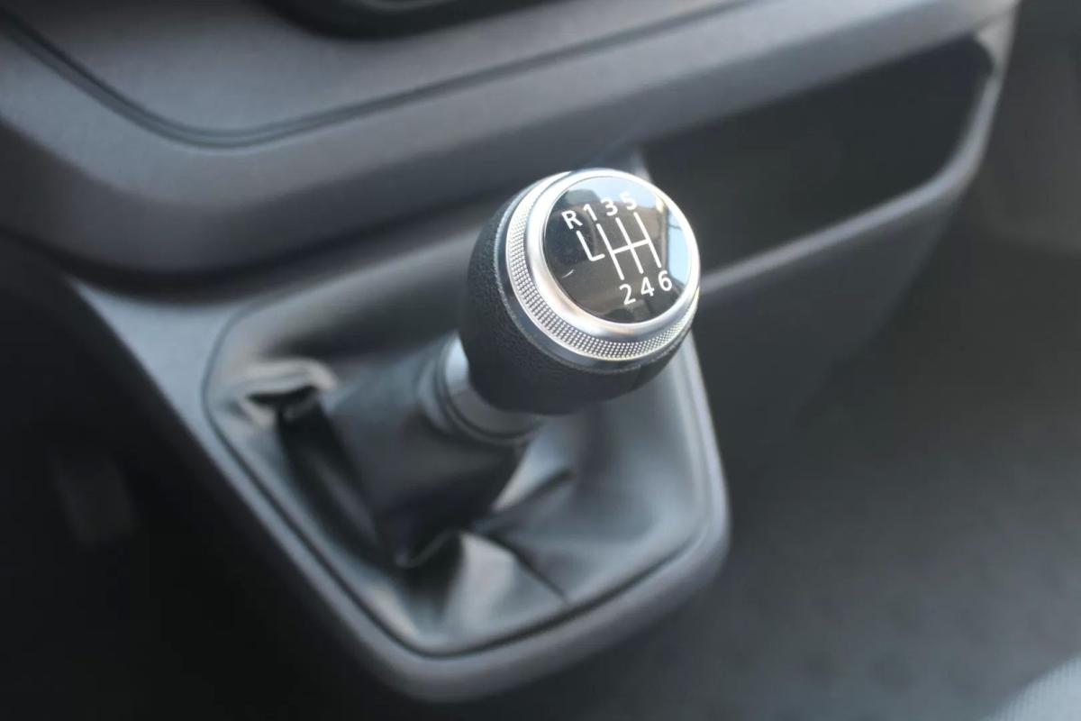 renault-trafic-2022-diesel-1997cc