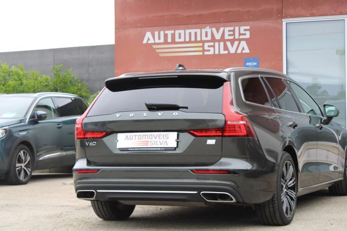 volvo-v60-2022-hibrido-1969cc
