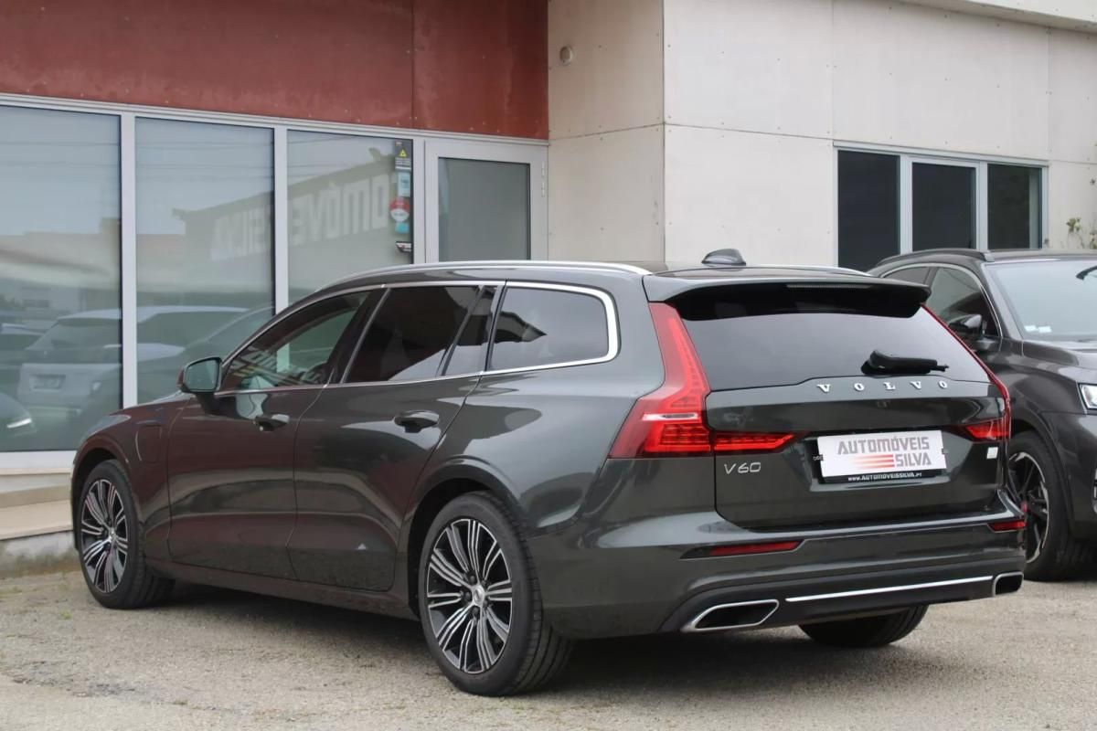 volvo-v60-2022-hibrido-1969cc
