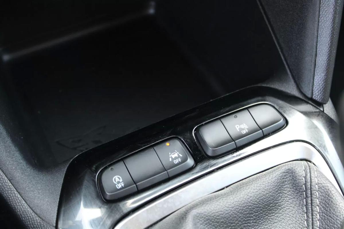 opel-corsa-2022-diesel-1499cc