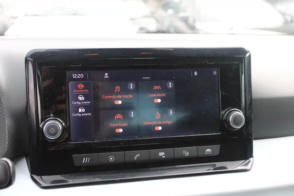 seat-arona-2021-gasolina-999cc