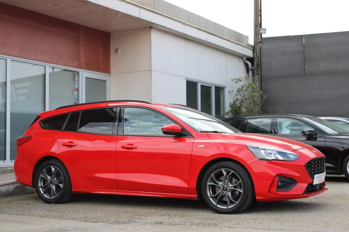 ford-focus-sw-2021-diesel-1499cc