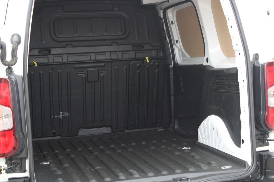 peugeot-partner-2022-diesel-1499cc