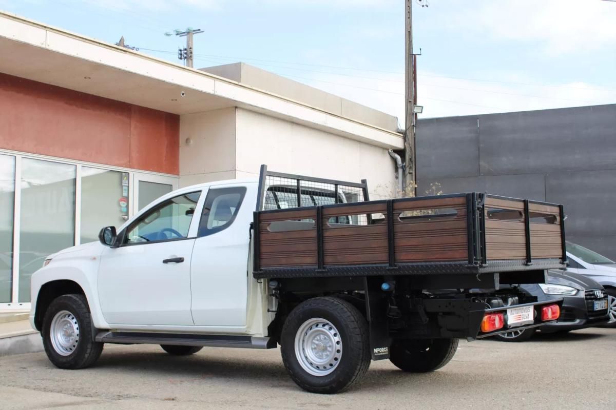 mitsubishi-l200-2022-diesel-2268cc