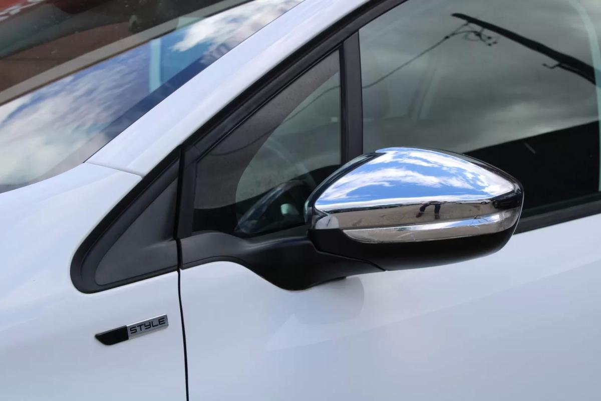 peugeot-208-2016-gasolina-1199cc