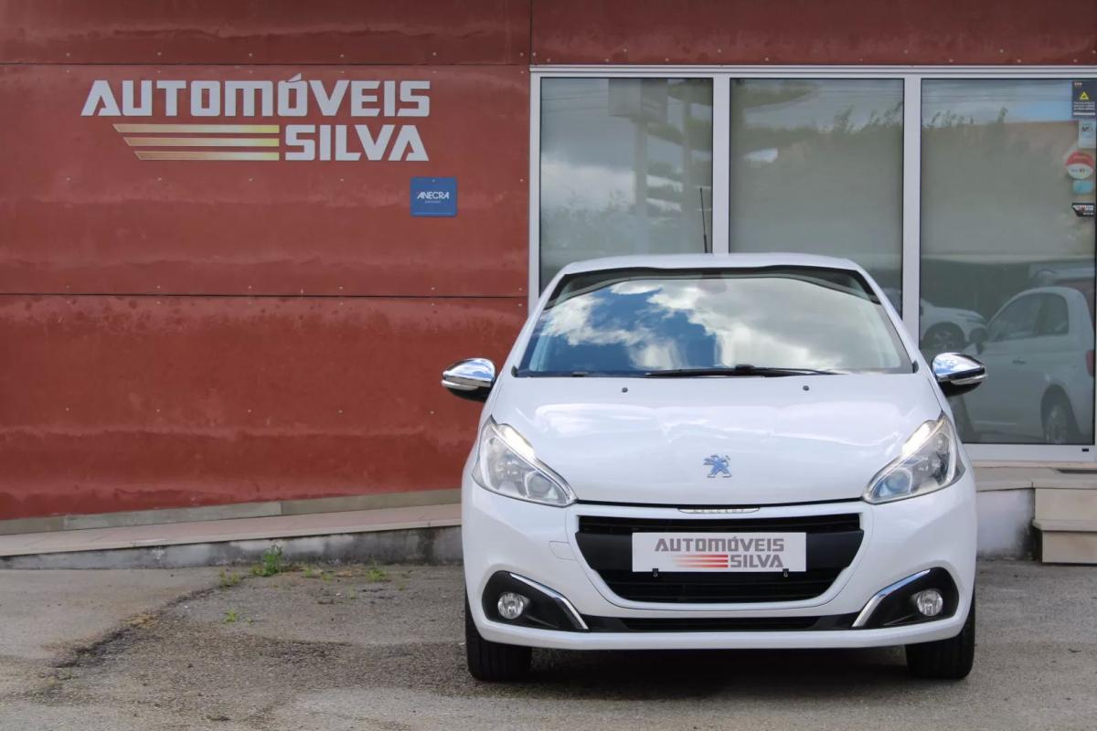 peugeot-208-2016-gasolina-1199cc