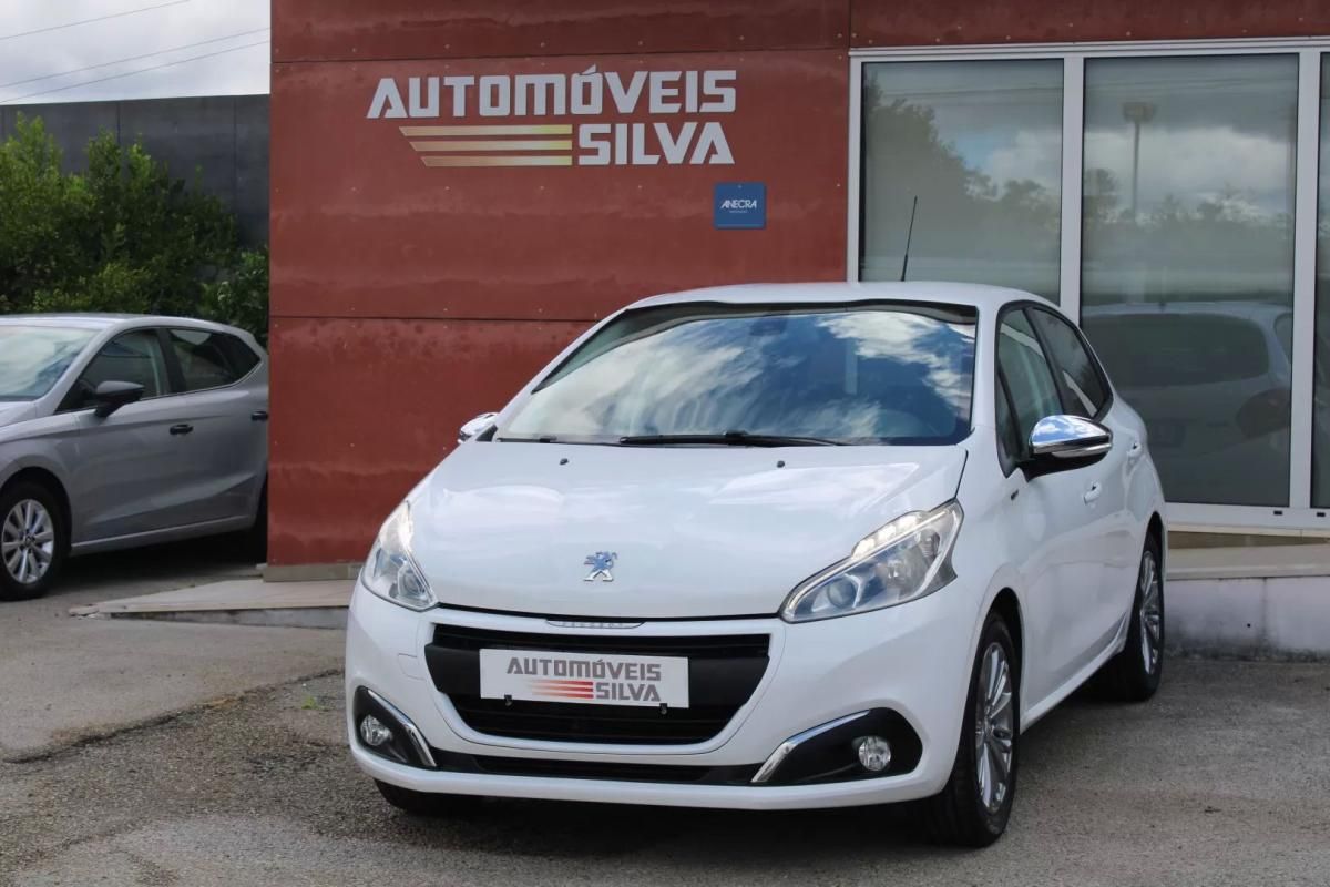 peugeot-208-2016-gasolina-1199cc