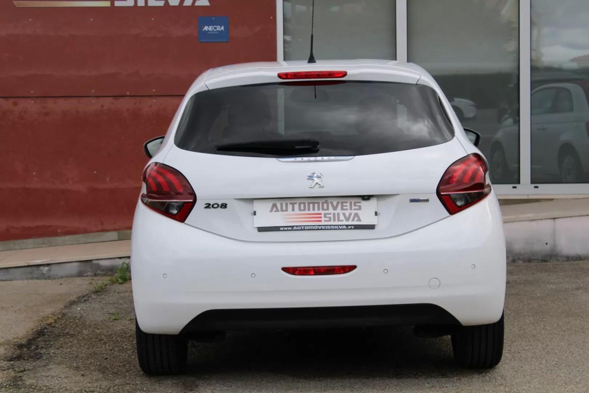 peugeot-208-2016-gasolina-1199cc
